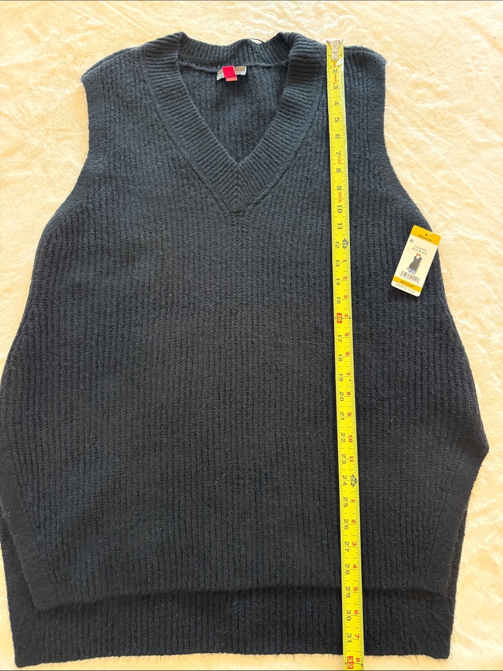 Vince Camuto Women's Black V-Neck Sweater Vest